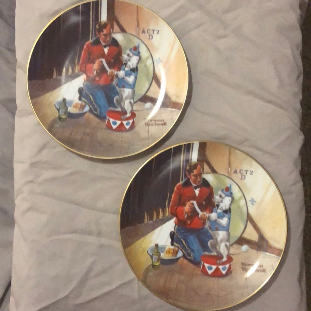 🎪 Norman Rockwell Matching Plate Set